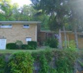 528 Beverly Ave Apt 2