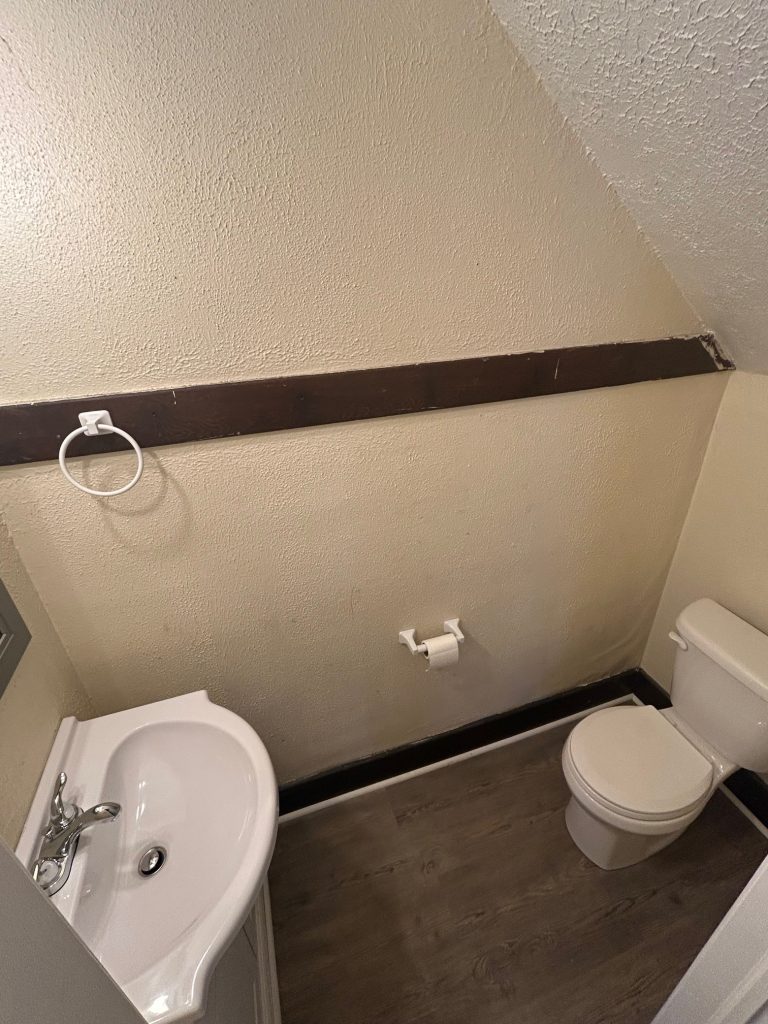 Photo of Blue Gate Properties, 1012 Center St (10)