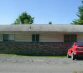 1048 1/2 Dorsey Ave