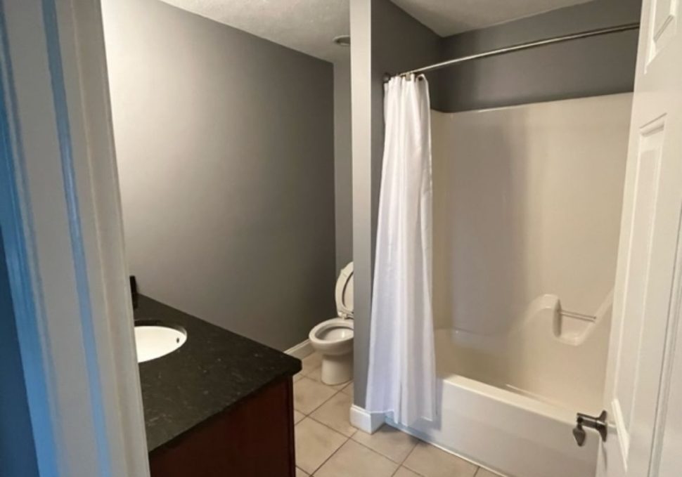 Photo of 406 St Andrews Drive (15)