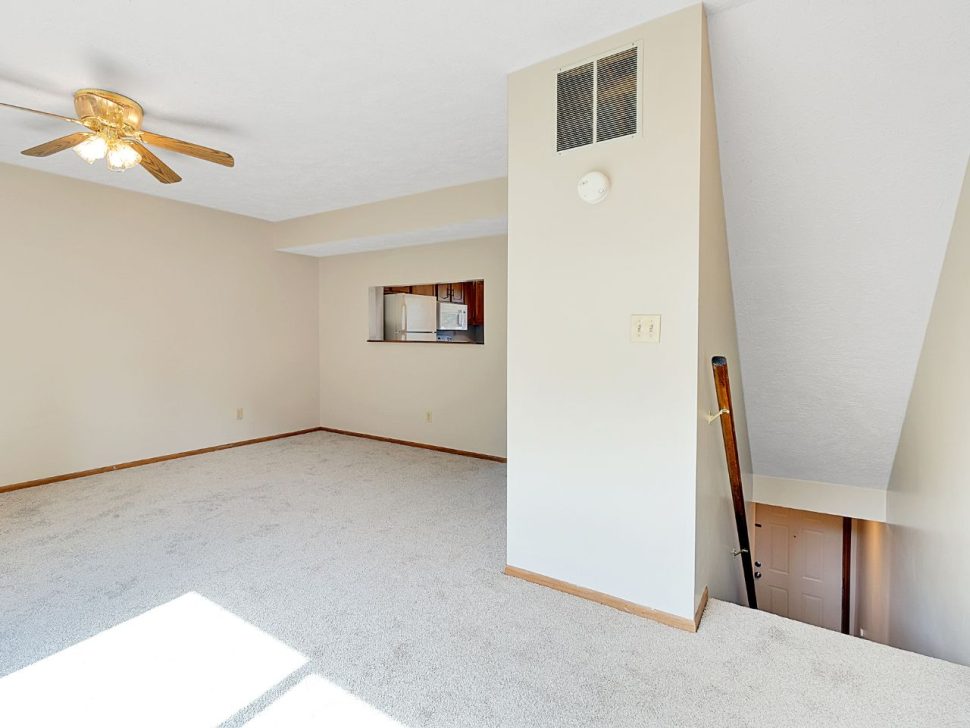 Photo of 200 Cedarstone Drive (7)