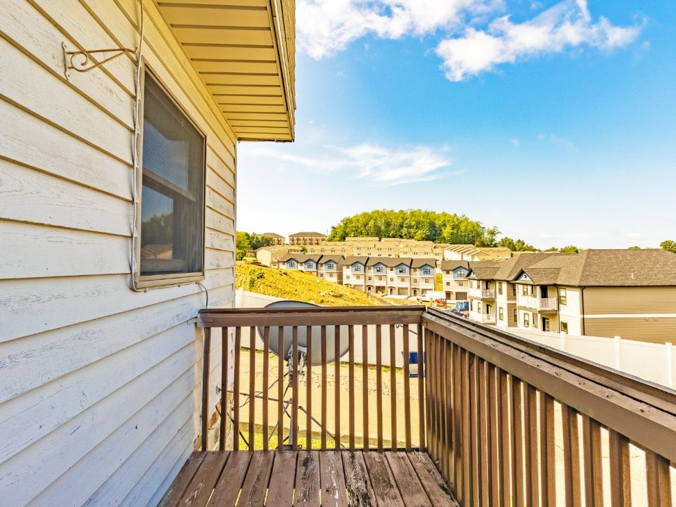 Photo of 200 Cedarstone Drive (26)