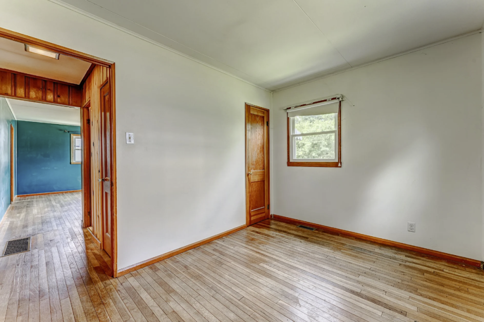 Photo of 500 Melrose St Vulcan Properties (4)