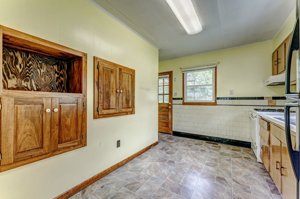 Photo of 500 Melrose St Vulcan Properties (6)