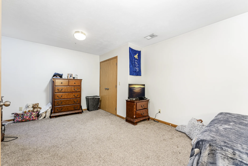 Photo of Alpine Apartments Vulcan Properties (12)