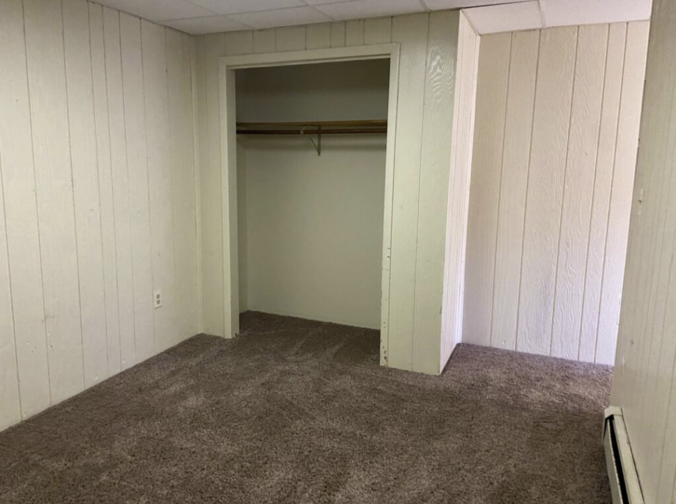 Photo of 42 Breezy St